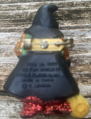Hallmark Brooches Pins Halloween Witch Pilgrim Bird Fall Squirrel Lot of 3 Vtg