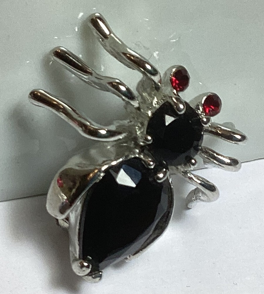 SPIDER BROOCH AWESOME BLACK JET RHINESTONE W/RED RHINESTONE EYES SILVERTONE
