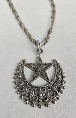 Silvertone Crescent Moon & Star Pendant Necklace Excellent Condition