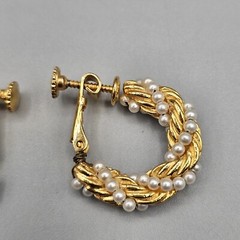 Faux Pearl Rope Earrings Clip On Hoop Classic Twist Screw Back Non-Pierced