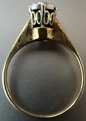 Vintage stamped 14K Elegant cluster ring with round stones scale says 2.0g