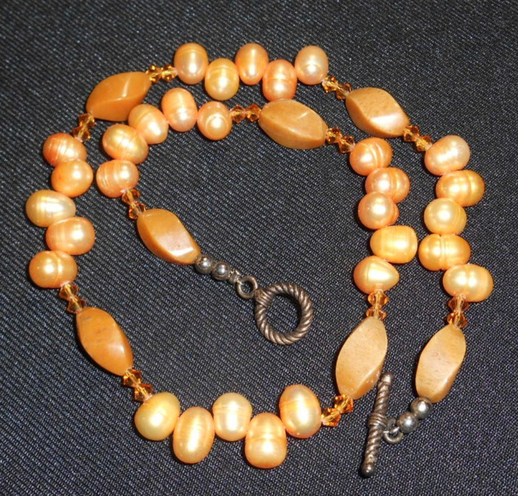 Vintage PEACH Freshwater Ringed Pearl Glass Crystal Necklace 17″ w/Toggle