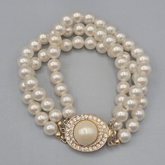 Triple Steand Faux Pearl Bracelet Decorative Box Clasp Crystal Accent 7″