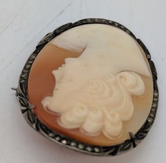 800 Silver Carved Shell Cameo Pin Brooch w/ Marcasite Antique 4.5cm x 3.5cm