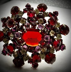 Signed🌹SCHREINER🌹Exotic Flowering Layered Red-Pink-Purple🌹Brooch/Earrings Set