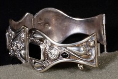 Silver Bracelet with Onyx Intricately decorated with silver motives Antique