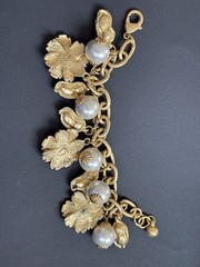 John Wind Maximal Art Charm Bracelet Matt Gold Tone Pearl Crystal Peanut Flower