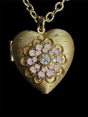 Maximal Art John Wind Heart Locket Necklace Pink Rhinestones 20” NWT