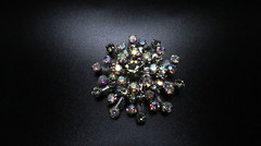 Vintage Riveted Blue Iridescent Rhinestone Star Flower Brooch 4.5cm BB1