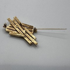 Vintage Monet Brooch Gold Tone Abstract Modernist Pin 1 in x 2.5 in Signed