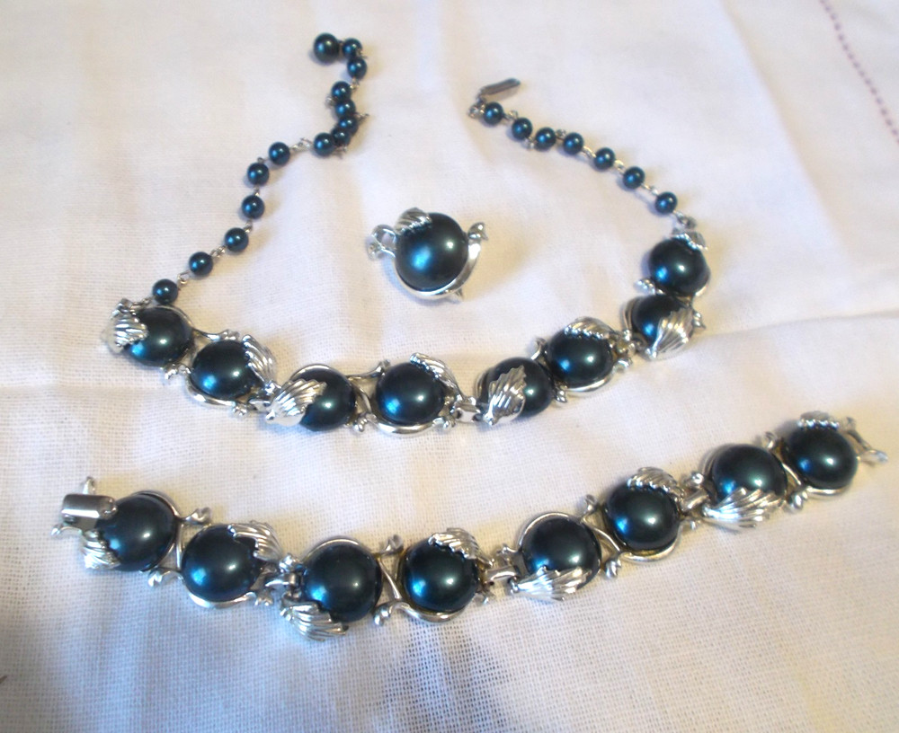 Vintage Thermoset Navy and Silver Tone Necklace & Bracelet Circa 1950’s – 1960’s