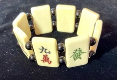 VINTAGE ASIAN CHINESE MAHJONG TILE STRETCH BRACELET