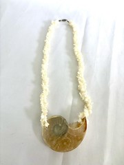 Mother of Pearl 3 Twisted Strand Nautilus Shell 10.5” Necklace w/Barrel Closure