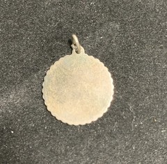 Vintage “Charming 17” Scalloped Edge Sterling Silver Disc Charm Pendant 2.46g