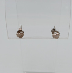 VTG Heart Stud Earrings 0.25in Silver Lightweight Everyday Wear Dainty READ