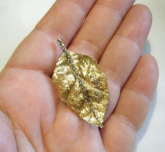 Vintage 1960s Lovely 18K Multi – Tone Gold 2″ Realistic Leaf Brooch Pin 6.6g