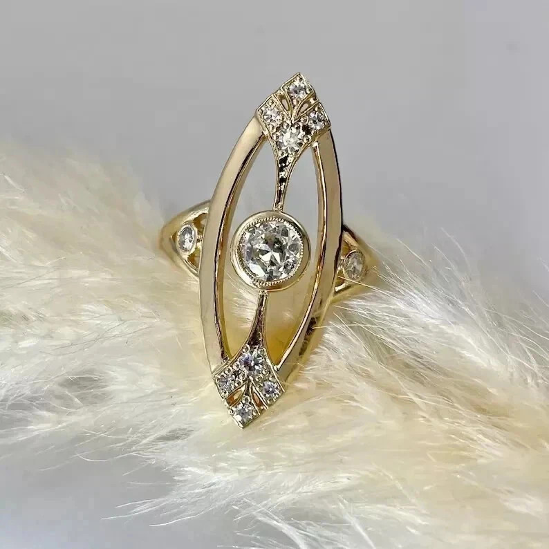 Vintage Art Deco Style Lab-Grown Diamond Engagement Ring in 14K Yellow Gold FN