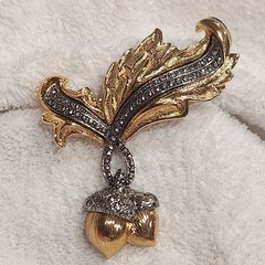 Avon Vintage Acorn Leaf Brooch Gold Silver Tone Rhinestone Fall Autumn Jewelry