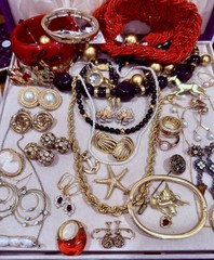 Vintage Estate Costume Jewelry Lot ! TRIFARI , MONET and more!