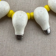 Vintage Flying Colors Necklace Ceramic Beaded Lightbulb 16”