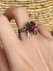 Vintage Adjustable Flower Cocktail Ring Red Silver Tone Statement Size 7.5-9.5