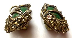 Vintage SELRO SELINI Buccaneers PIRATES. Set of 2 green & gold tone Pins. 1950s.