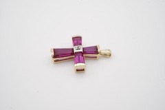 Vintage 10k Yellow Gold Ruby Cross Pendant. (4) Tapered Baguettes