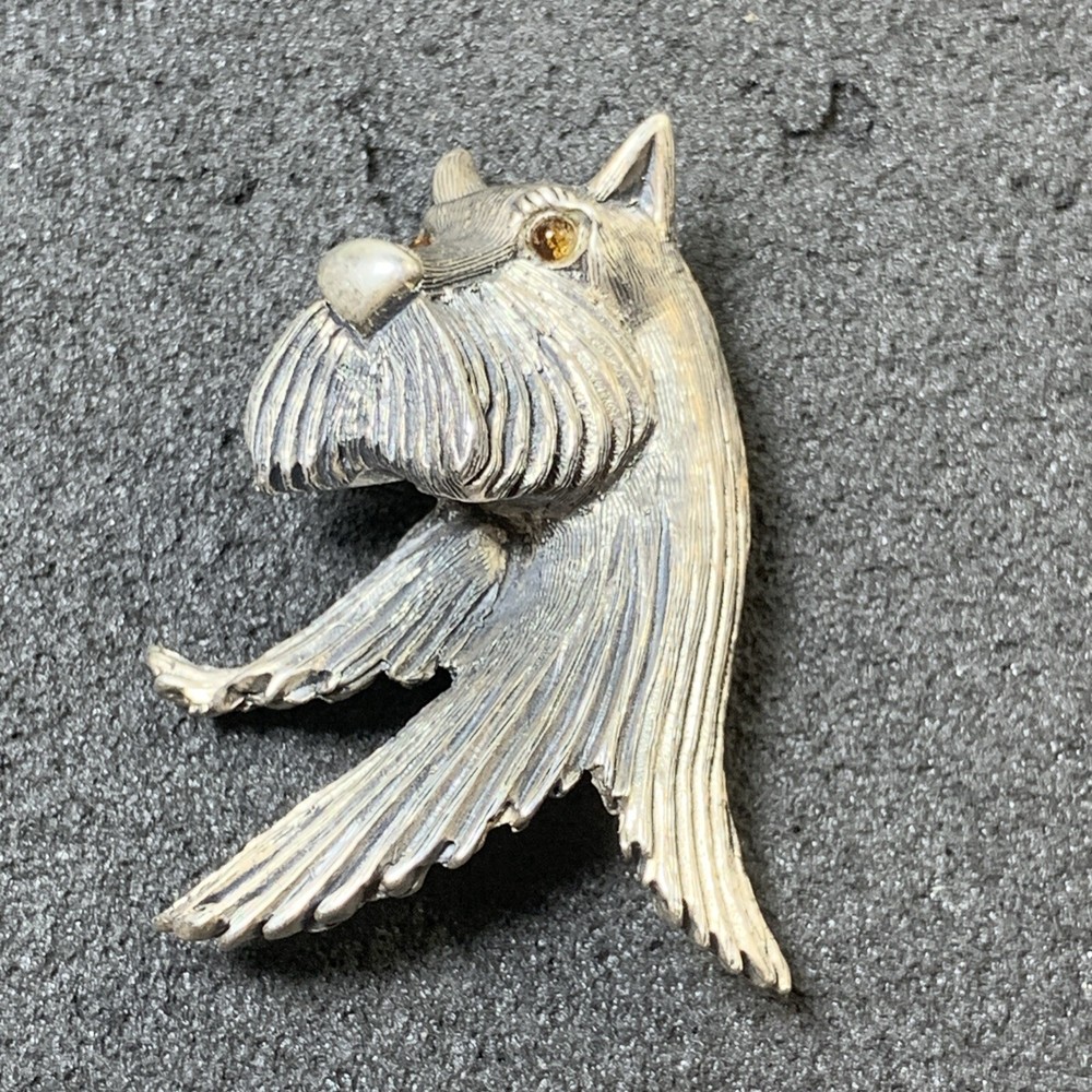 Lind Gal Scottie Dog Scottish Terrier Head Brooch, Sterling Silver!, Amber Eyes!