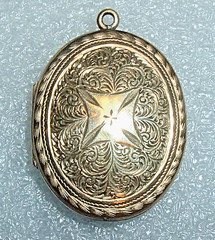 Art Nouveau 12K GF Gold Filled Photo LOCKET Iron Cross Scroll & Flowers *NO mono