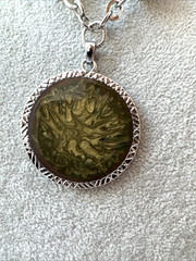 y2k 1990 Chicos 2000s Modernist Metal Jewelry VTG Goth Green Brown boho necklace