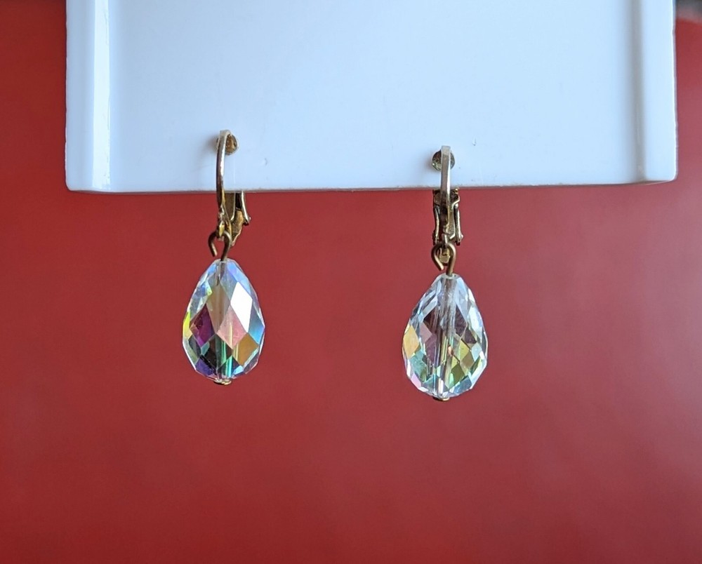 Vintage MCM Faceted Glass AB Aurora Borealis Dangle Gold Tone Clip On Earrings