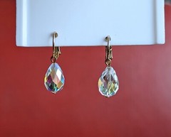 Vintage MCM Faceted Glass AB Aurora Borealis Dangle Gold Tone Clip On Earrings