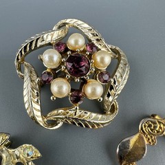 Vintage Wreath Brooch Lot Gold Tone Faux Seed Pearl Pink Stones Textured Brushed