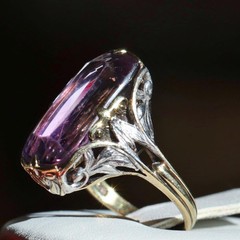 14k multi tone gold sz: 5 ring 5.50ct lab-created amethyst solitaire 6.72g
