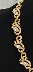 Vintage Trifari crystal gold tone choker necklace good vintage condition 17″.