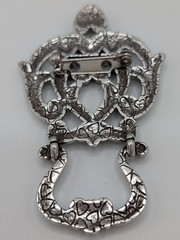 Brighton Chantilly Doorknocker Brooch Glasses Holder Hearts Articulated
