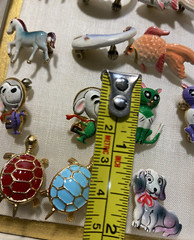 Vintage Hand painted Scatter Pins -cats-retro birds- snoopy-kissing fish