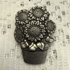 Birds and Blooms Pewter Brooch Pin 2006 Limited Edition Daisy Flower Basket