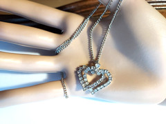 Rhinestone Twin Hearts Pendant Vintage Necklace