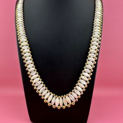 Vintage Polished MOP Necklace Oval Barrel Shape Gold Tone Bead Border Graduated