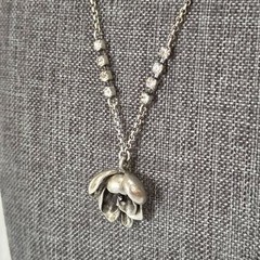 Vintage Fossil Silver Tone Flower Rhinestone Station Necklace Key Charms 19″