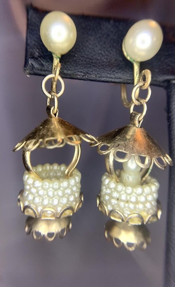 Vintage Faux Pearl Wishing Well Dangle Drop Gold Tone Screw Back Earrings