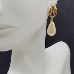 Art Deco Style Faux Pearl Teardrop Gold Tone Scallop Fan Classy Mermaid Earrings