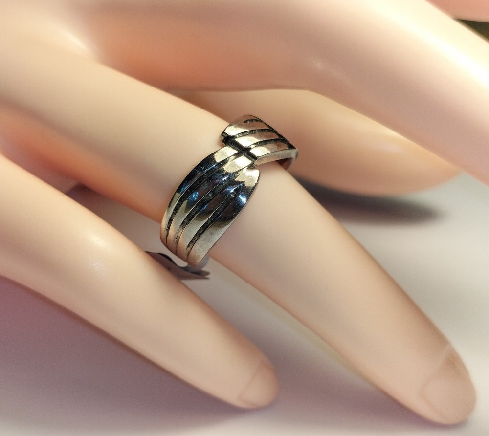New Massive Shiny Silver Statement Ring, Celtic Wave Theme Size P (17.75 mm) 4g