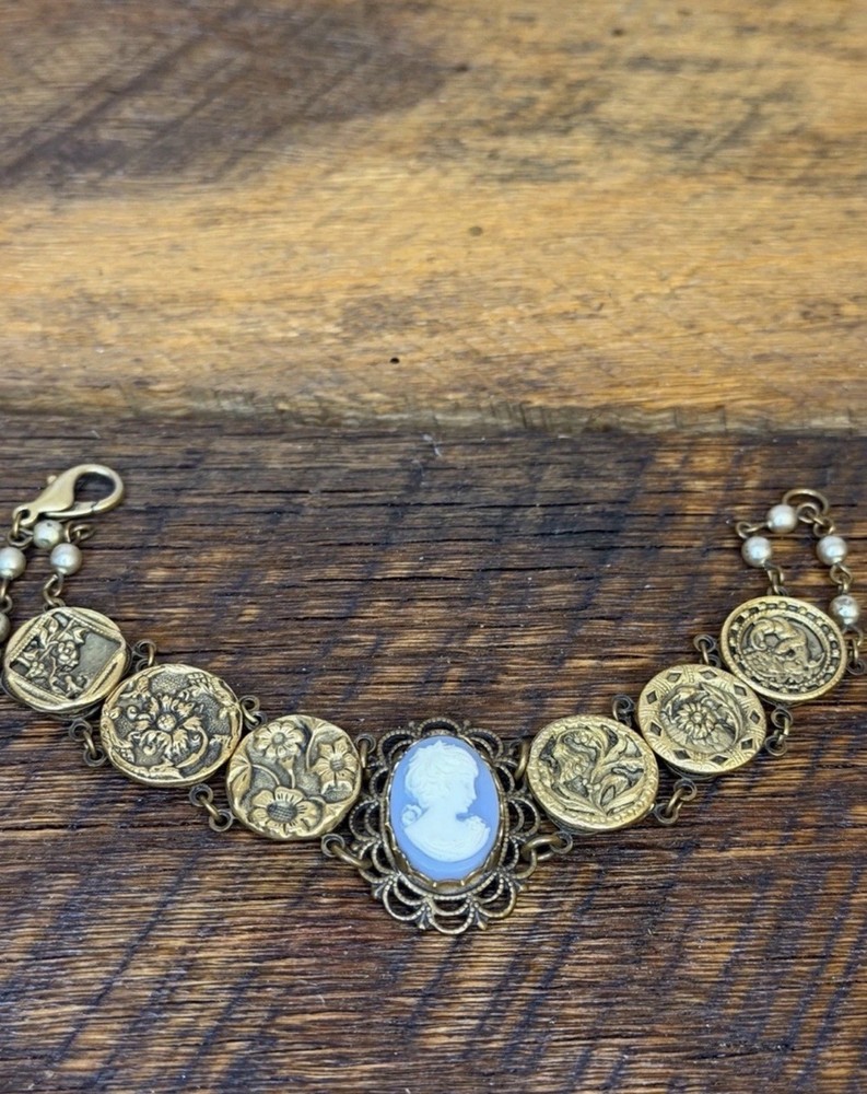 Vintage Victorian Revival Blue Cameo Medallion Bracelet