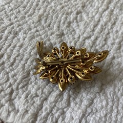 Vintage Purple Rhinestones Flower Spray Pin Brooch Goldtone