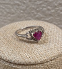 Vintage Sterling Silver Pink Topaz Halo Heart Ring 6¾