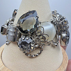 Vintage Silver Toned Bar Link Bracelet Smokey Glass Faux Pearl Size 6.5