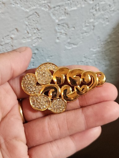 Authentic LANVIN Gold Tone Pave Crystal Pin Brooch vintage GERMANY