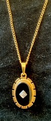 VTG SIGNED VAN DELL GOLD FILLED BLACK ONYX STONE PENDANT 1/20 14K W/ 17” CHAIN